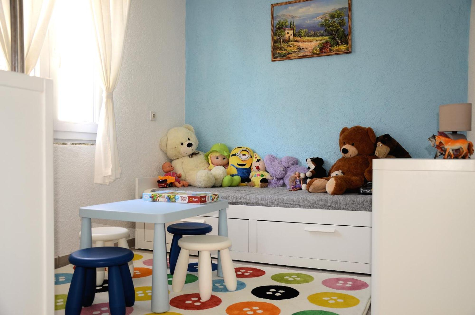 Holiday House Family Fun Цесариця Екстер'єр фото